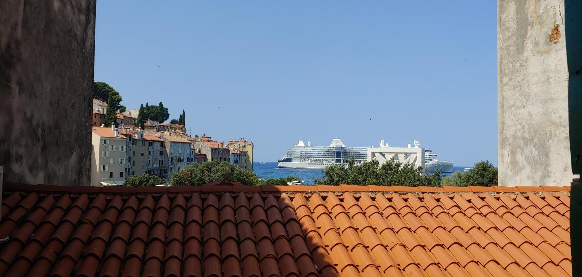 Apartman Delfin Rovinj Exterior photo