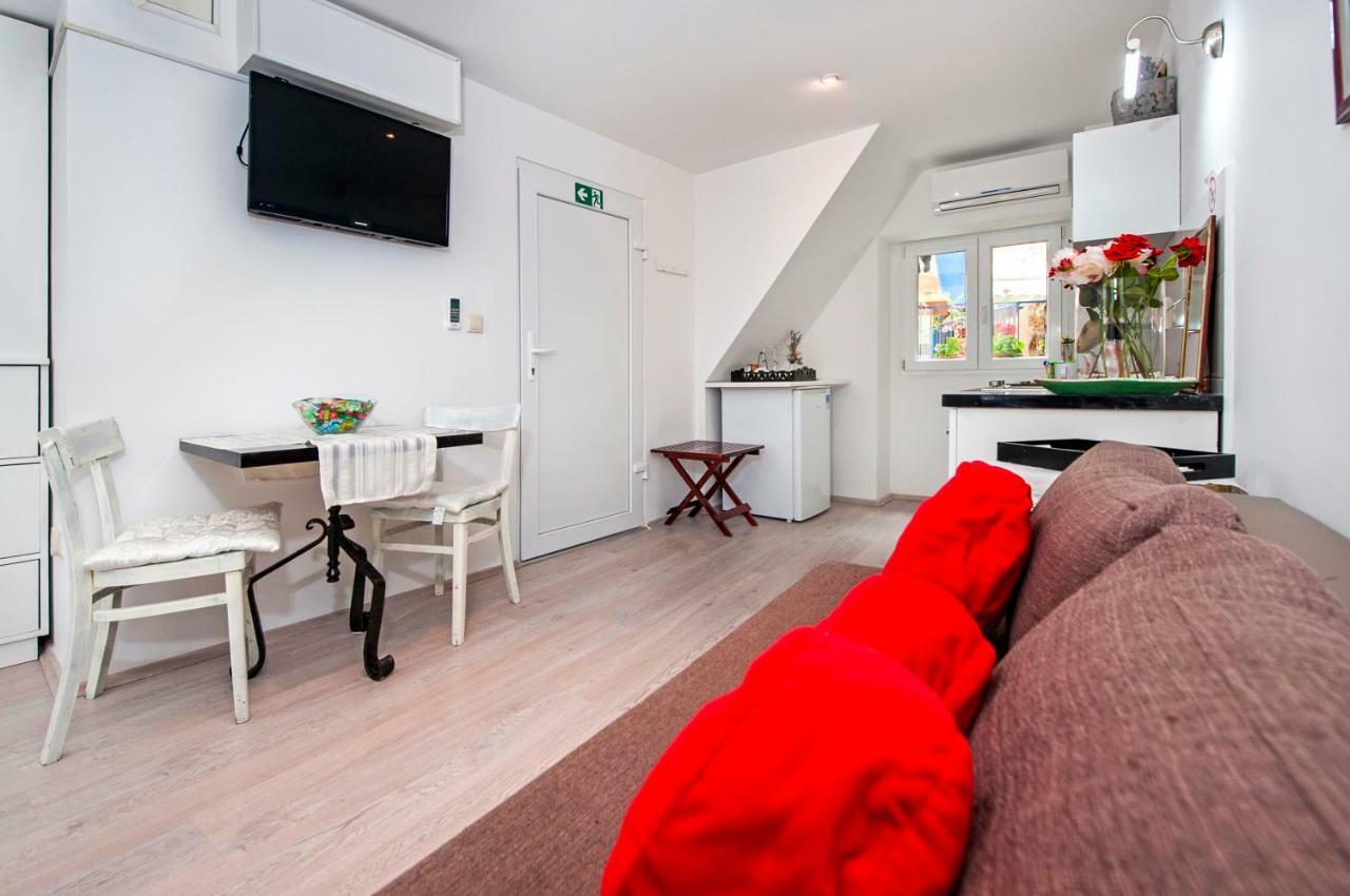 Apartman Delfin Rovinj Exterior photo