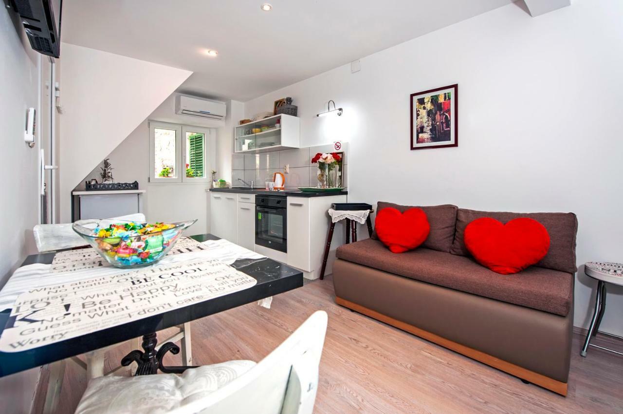 Apartman Delfin Rovinj Exterior photo