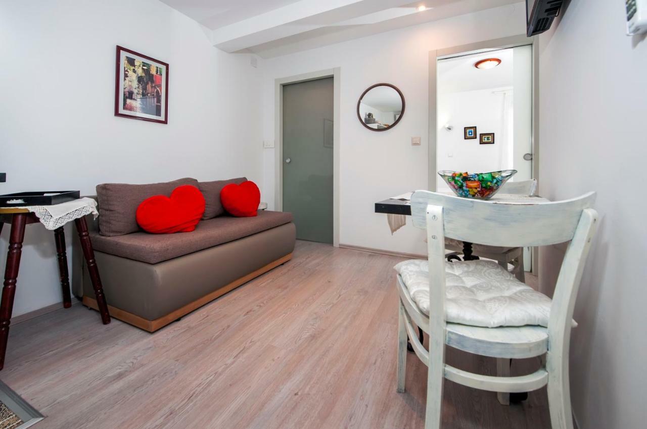Apartman Delfin Rovinj Exterior photo